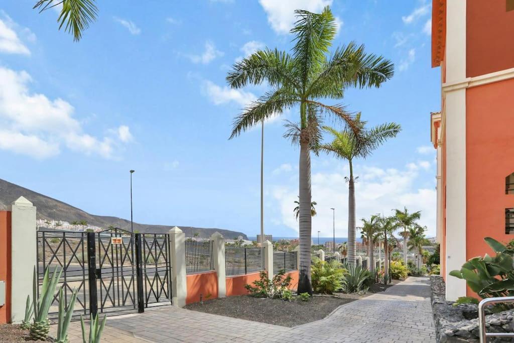 Luxury House Granada Park Villa Arona  Exterior photo